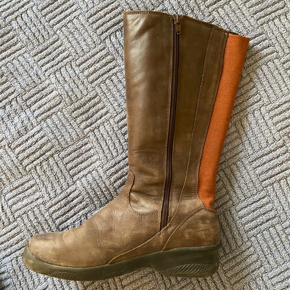 Keen Bern tall leather boots - Picture 6 of 10